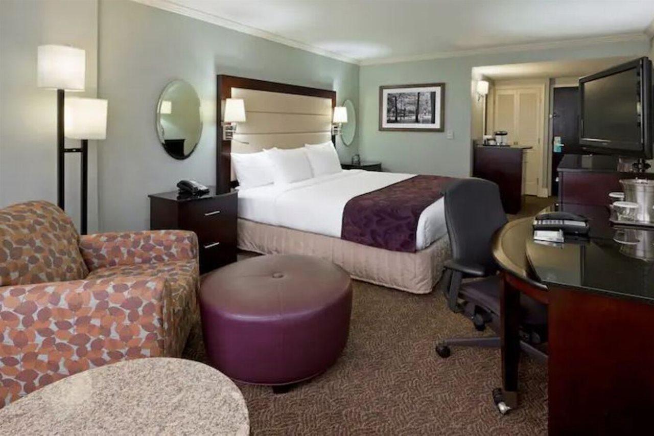 Hotel Belvoir Springfield Buitenkant foto